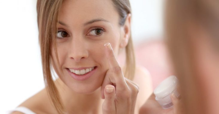 mejores cremas antiarrugas para mujer de farmacia
